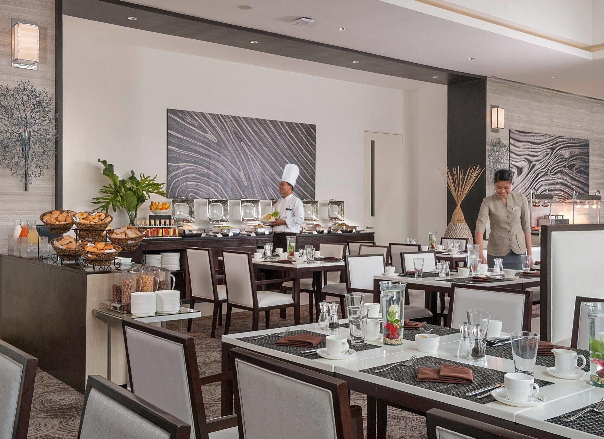Seda Abreeza Hotel 4*